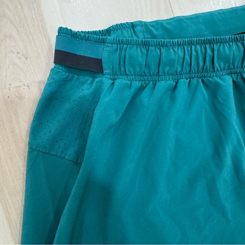 Lululemon Surge Lined Short 6" Teal Lagoon Men's Medium Athletic Workout Run - Picture 7 of 16